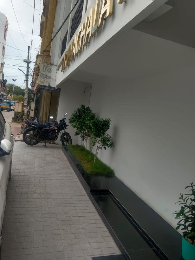 Arunachala Inn Канякумари Екстериор снимка